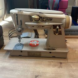 Singer rocket Sewing Machine