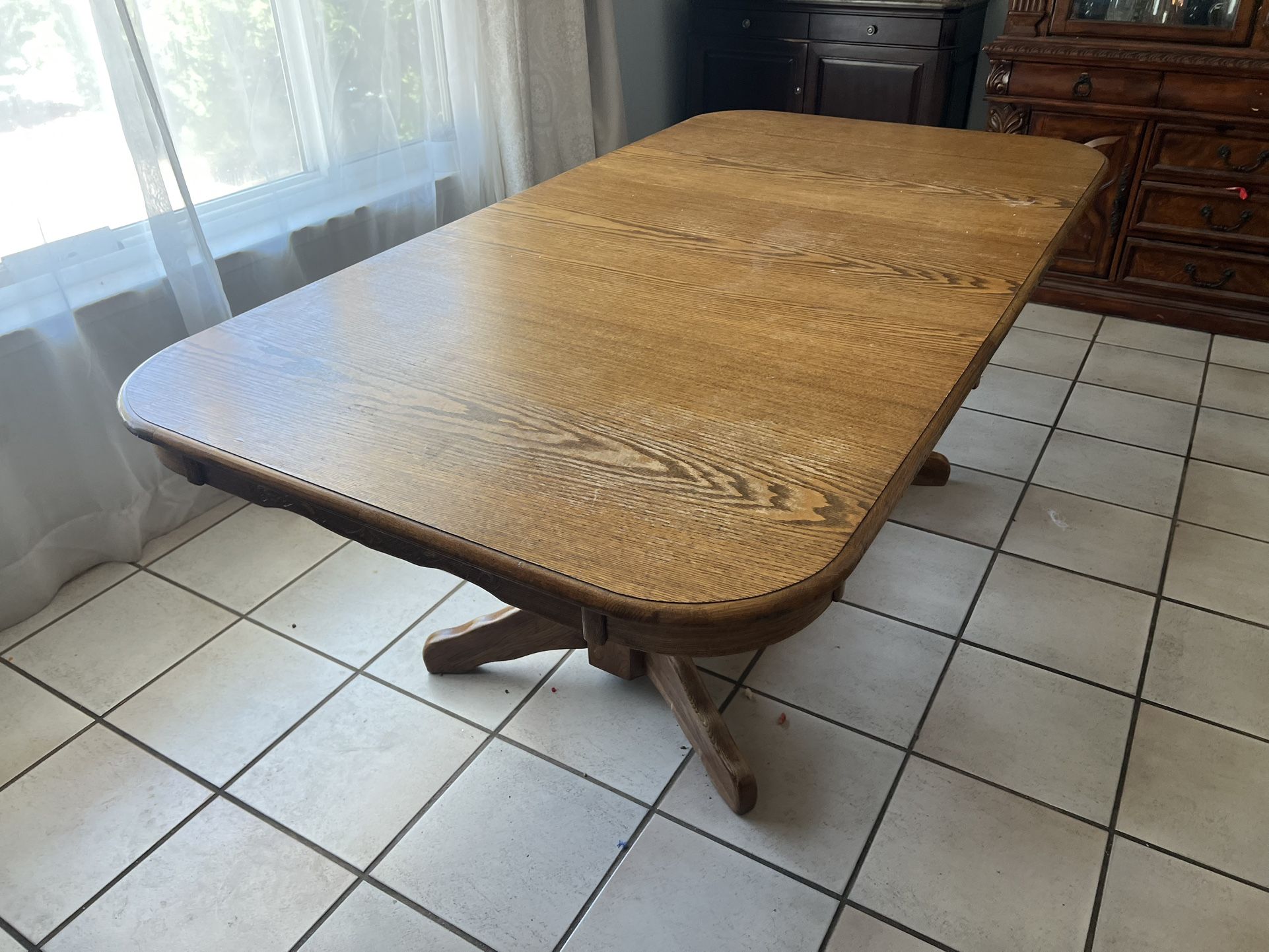 Kitchen Table - 8 Chairs