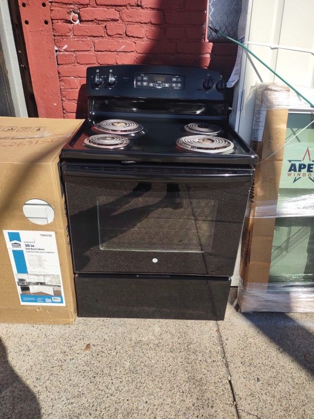 Black Electric Stove Working Perfect Condition