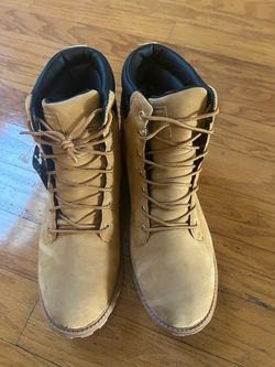 NWT FILA Men's Classic waterproof Boots size 12