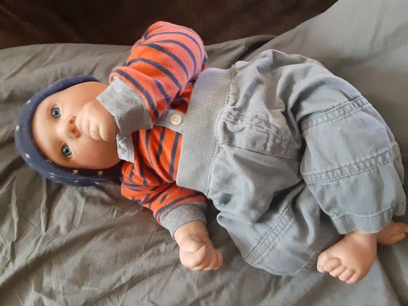 Lee Middleton 20 Inch Weighted Lifelike Baby