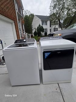 Whirlpool Set of a washer & Dryer