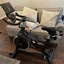 Pro form Carbon CX Exercise Bike 