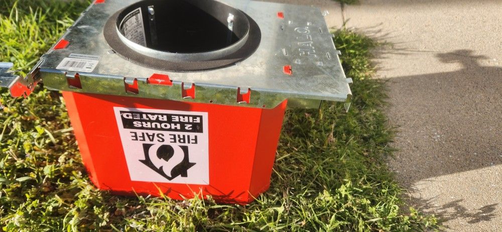 Halo Recessed Fire Safe Led