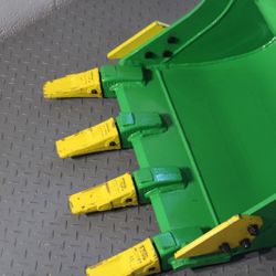 Mini Excavator Caterpillar 303 Gp Bucket 24 inch width