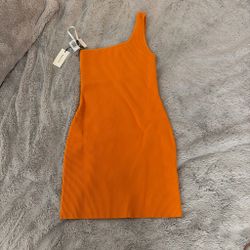 Aritzia Ribbed Vibrant Orange Dress!