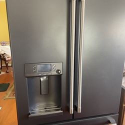 Refrigerator Black stainless 36  inch Double French Door 