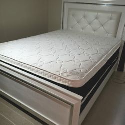 NEW QUEEN PILLOW TOP MATTRESS WITH BOX SPRING ♨️ Bed frame is not available