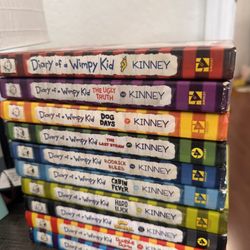 Book Collection -  10 Diary Of A Wimpy kid