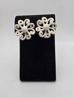 Trifari Ivory Floral Lace Clip-On Earrings