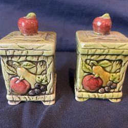 Vintage Lefton Apple Fruit Salt & Pepper Shakers