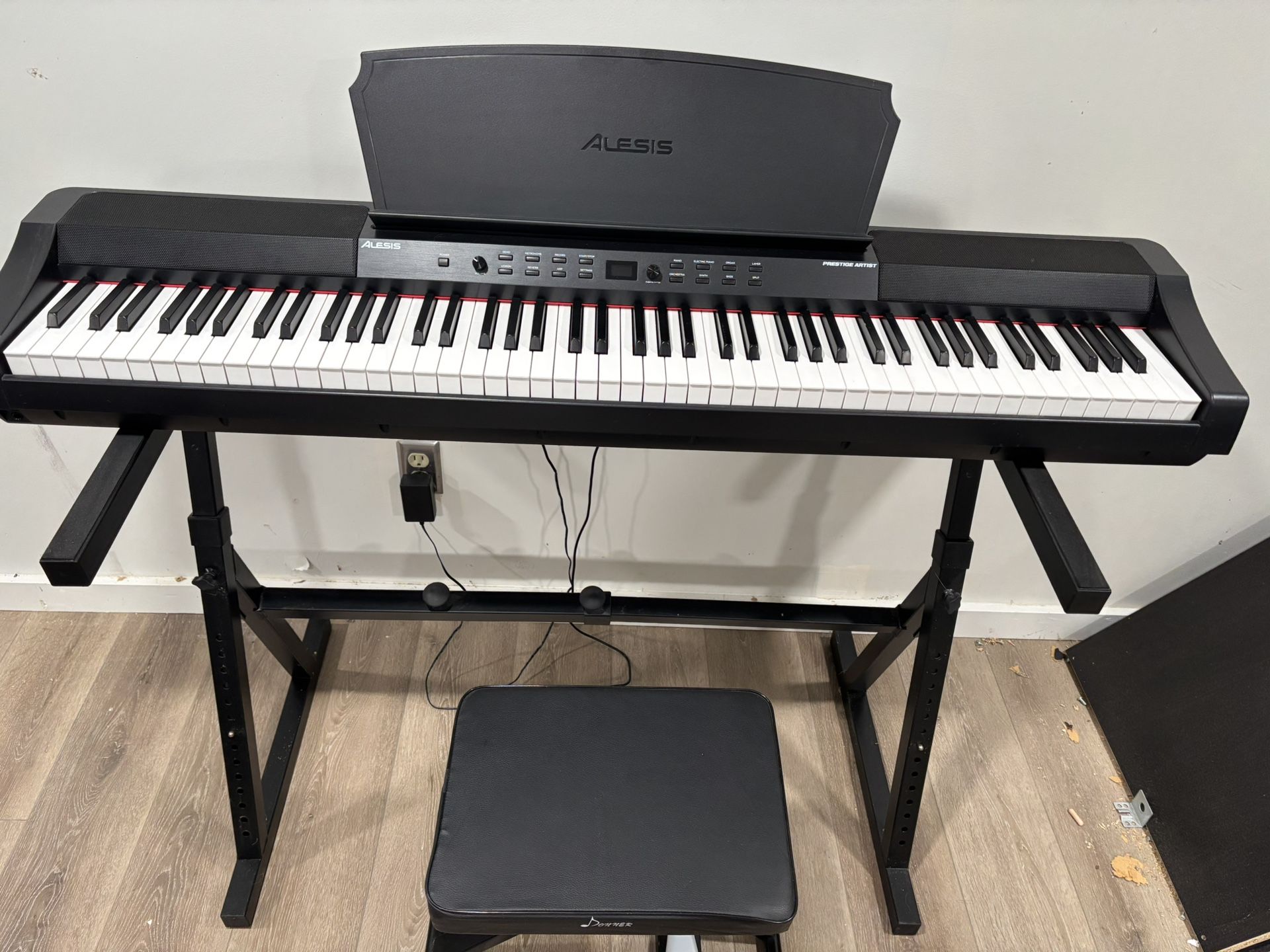 Digital Piano - Built in speakers