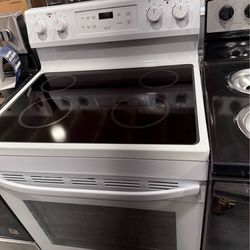Midea white stove glass top