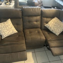 Sofa/ Lazy Boy