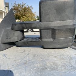 2014  And Up Tow Mirrors For Chevrolet And GMC /plug And Play 