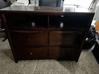 Wood Dresser