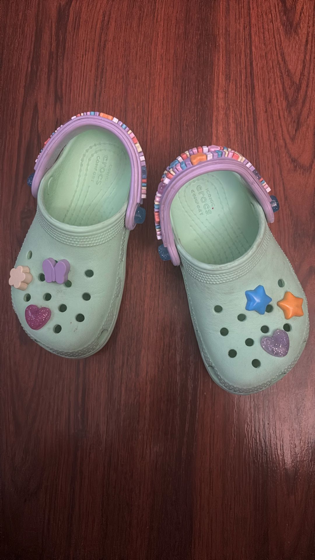 Crocs Size C 8