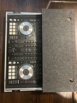 DDJ-SX 4-channel Serato DJ controller with performance pads (black)