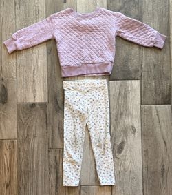 New Carters Sweater And Leggings 4T