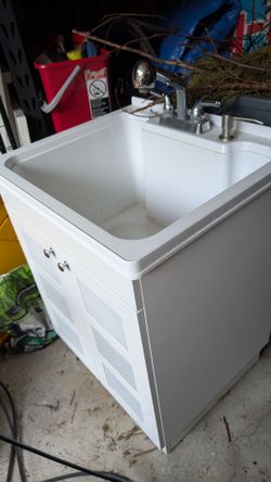Utility sink
