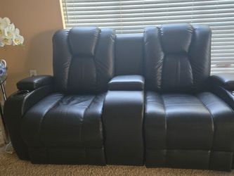 Black Leather  Dual  Powered Console Loveseat  Sofa