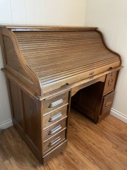 Roll Top Desk-antique