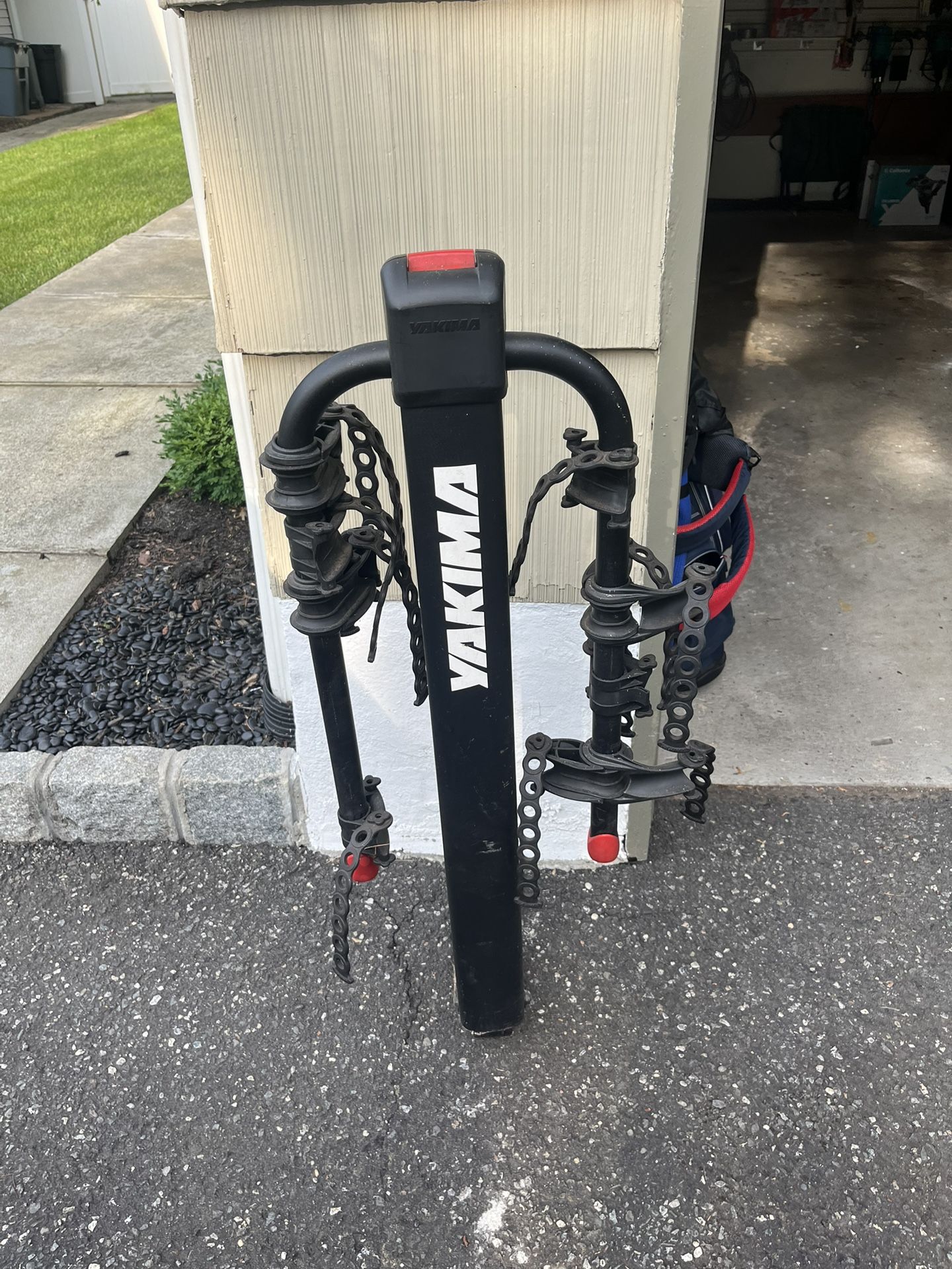 Bike Rack- Yakima DoubleDown 4