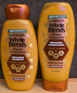 Garnier Whole Blends Shampoo & Conditioner Pair