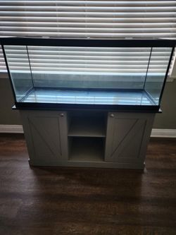 Aquarium / tank and Stand