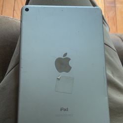 iPad 5 Mini Cracked