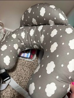 Nursing pillow