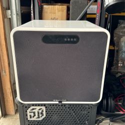 Speaker craft 300watt Power Subwoofer 