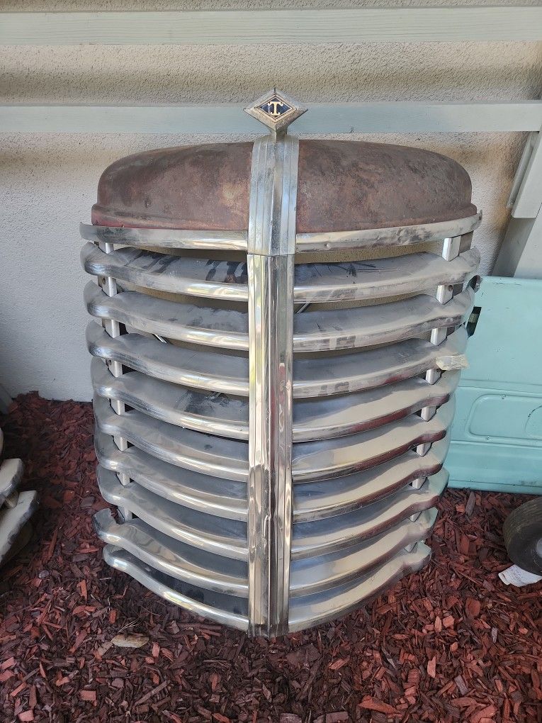 1947 Diamond T Truck Grills for Sale in Orange, CA OfferUp