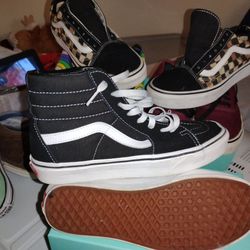 VANS HIGH TOPS
