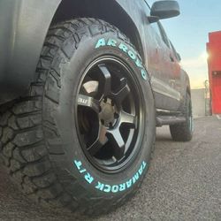 17"  Trailite Wheels And Tires 265/70/17 RT