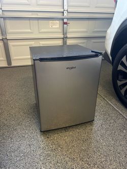 Whirlpool Mini Fridge