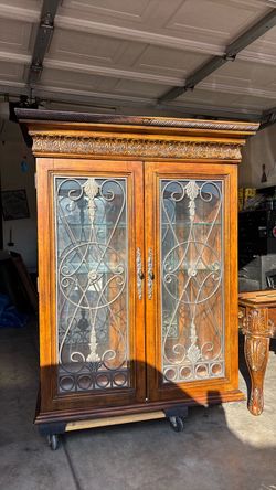 Dining room furniture