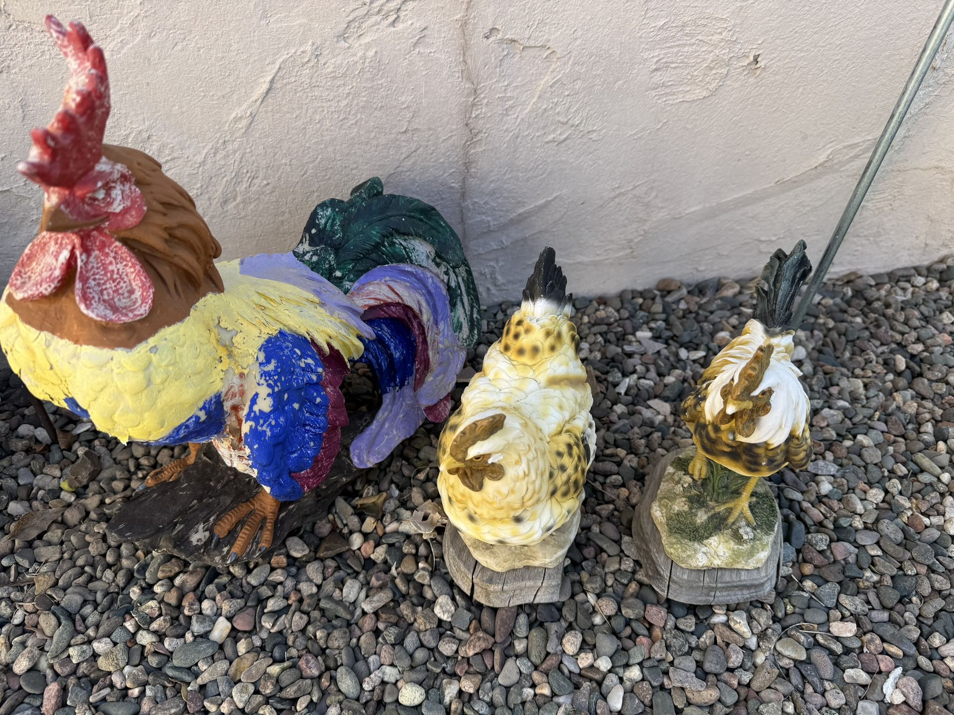 Outdoor Chicken Decorations