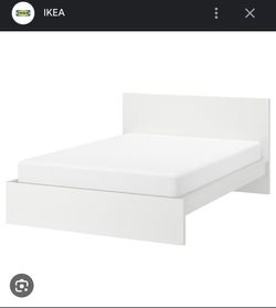 IKEA MALM Bed frame - White Queen Size