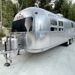 1973 Airstream 29’ Ambassador Camping Trailer