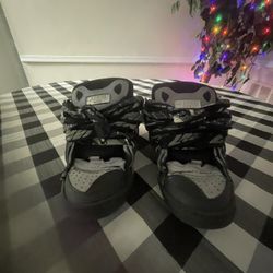 Black Lavins Size 43