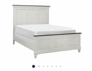 White wooden Queen Bed