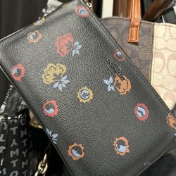 Wristlet.  Coach