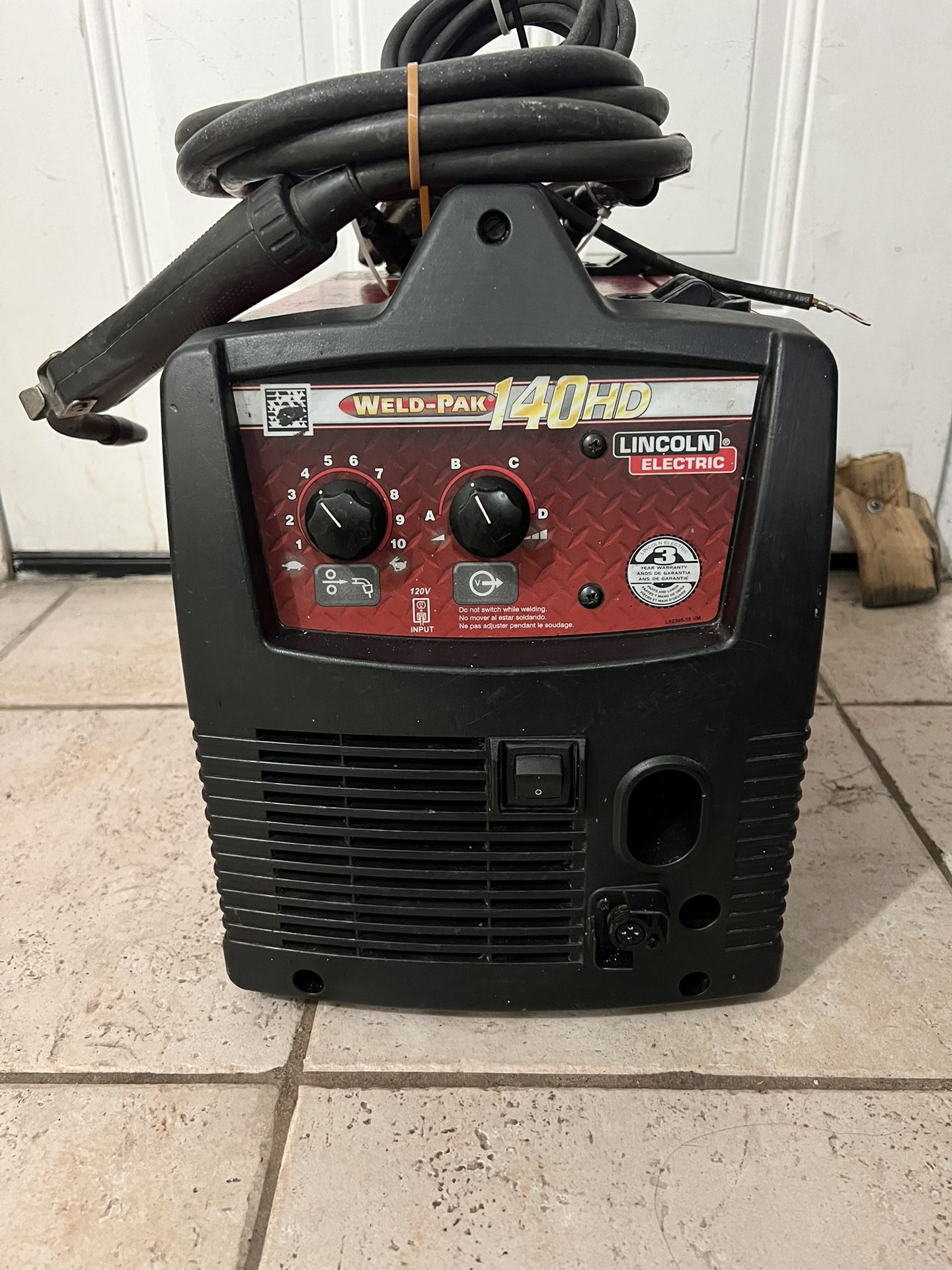 Lincoln weld pak 140HD welder, Good condition, Work perfectly