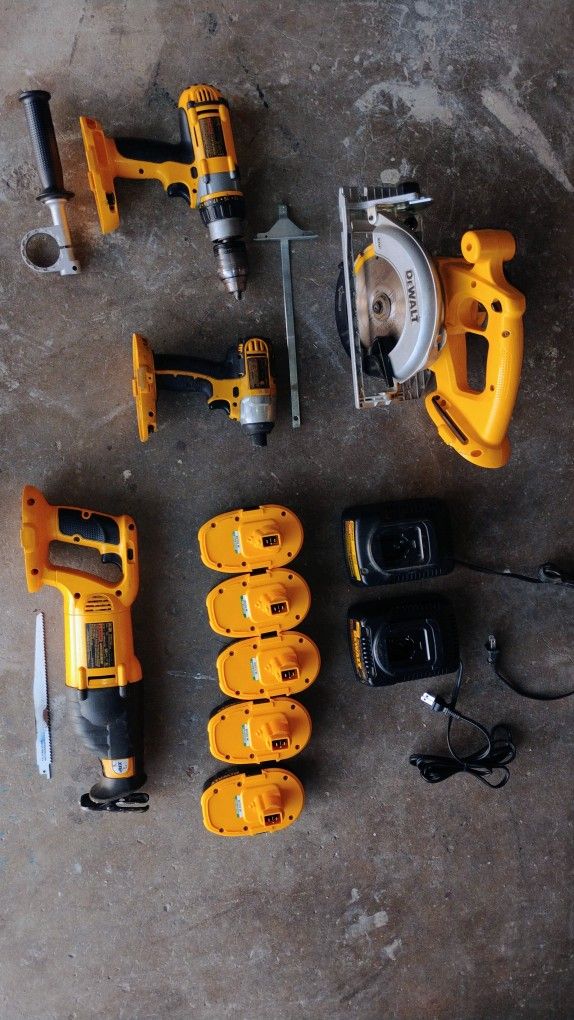 DeWalt Cordless Tools. Old But Still Working.