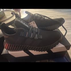 Men’s Adidas Shoes Size 9 