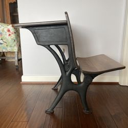 Old Schoolhouse Classroom Desk 