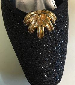 Vintage gold-tone shoe clips by Bluette