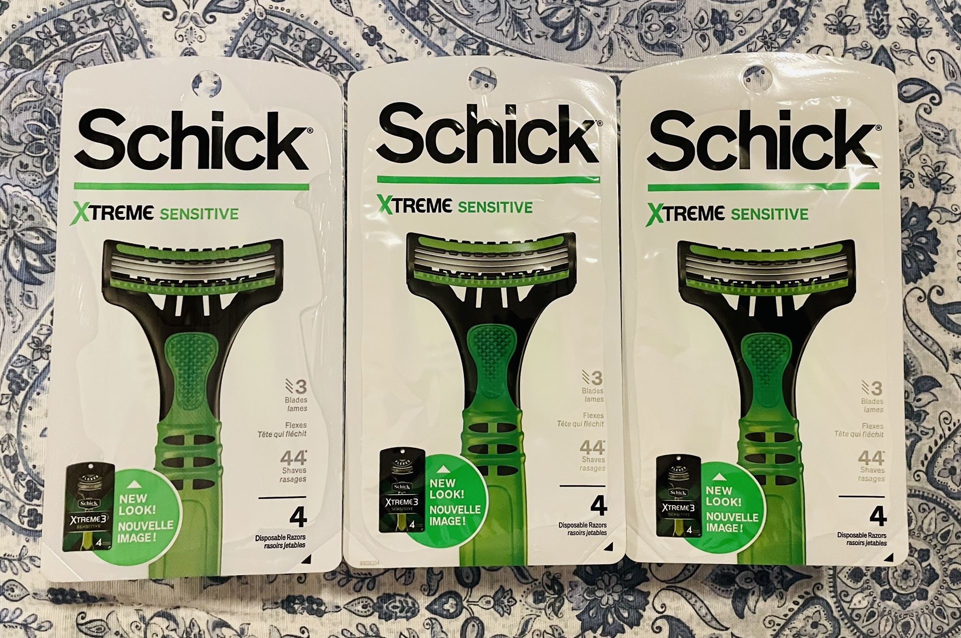 Schick Xtreme3 Men’s Disposable Razors