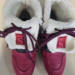 Women's PUMA sheepfile Boot Size 5.5 $75 OBO